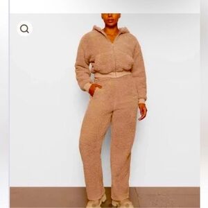 Skims Sherpa Fuzzy Teddy Bear Zip Up Crop Top And Pants Set Size S\M Brown